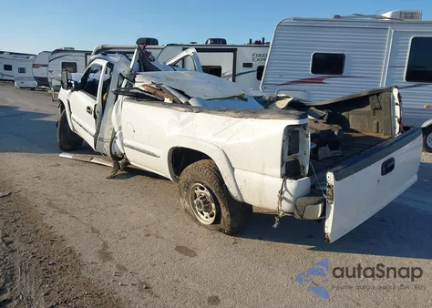 2002 GMC Sierra 2500Hd Sle z USA, uszkodzony, nr VIN 1GTHK23192F169785